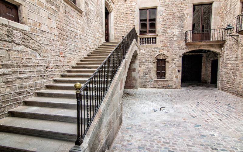 REHABILITATION OF ANCIENT PALACES FOR THE CULTURES DEL MÓN MUSEUM IN BARCELONA