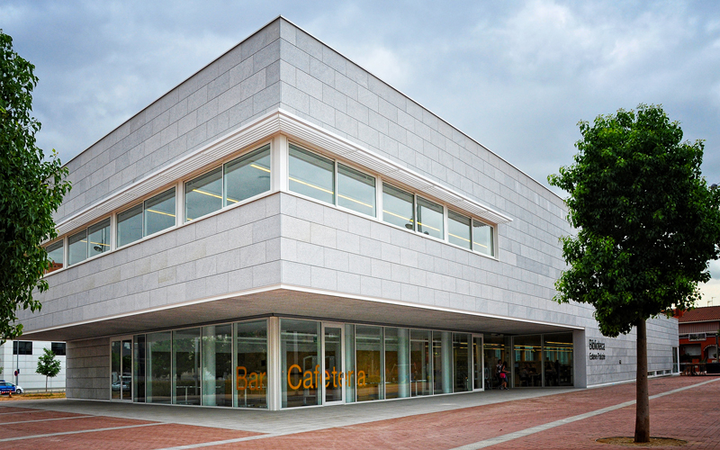 CONSTRUCCIÓ DE LA BIBLIOTECA ESTEVE PALUZIE DE BARBERÀ DEL VALLÈS